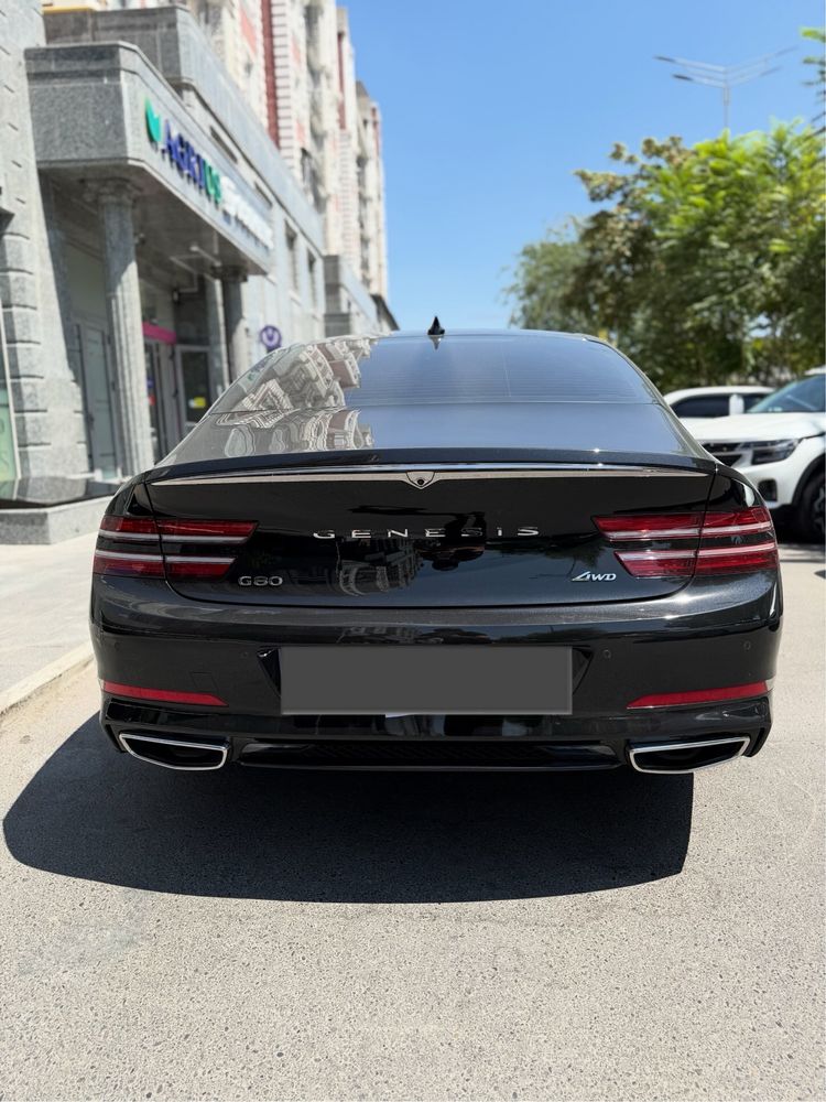 Genesis G80 2022 Full