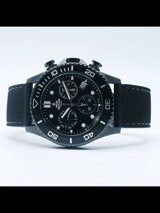 Продам оригинальные швейцарские часы Swiss Military