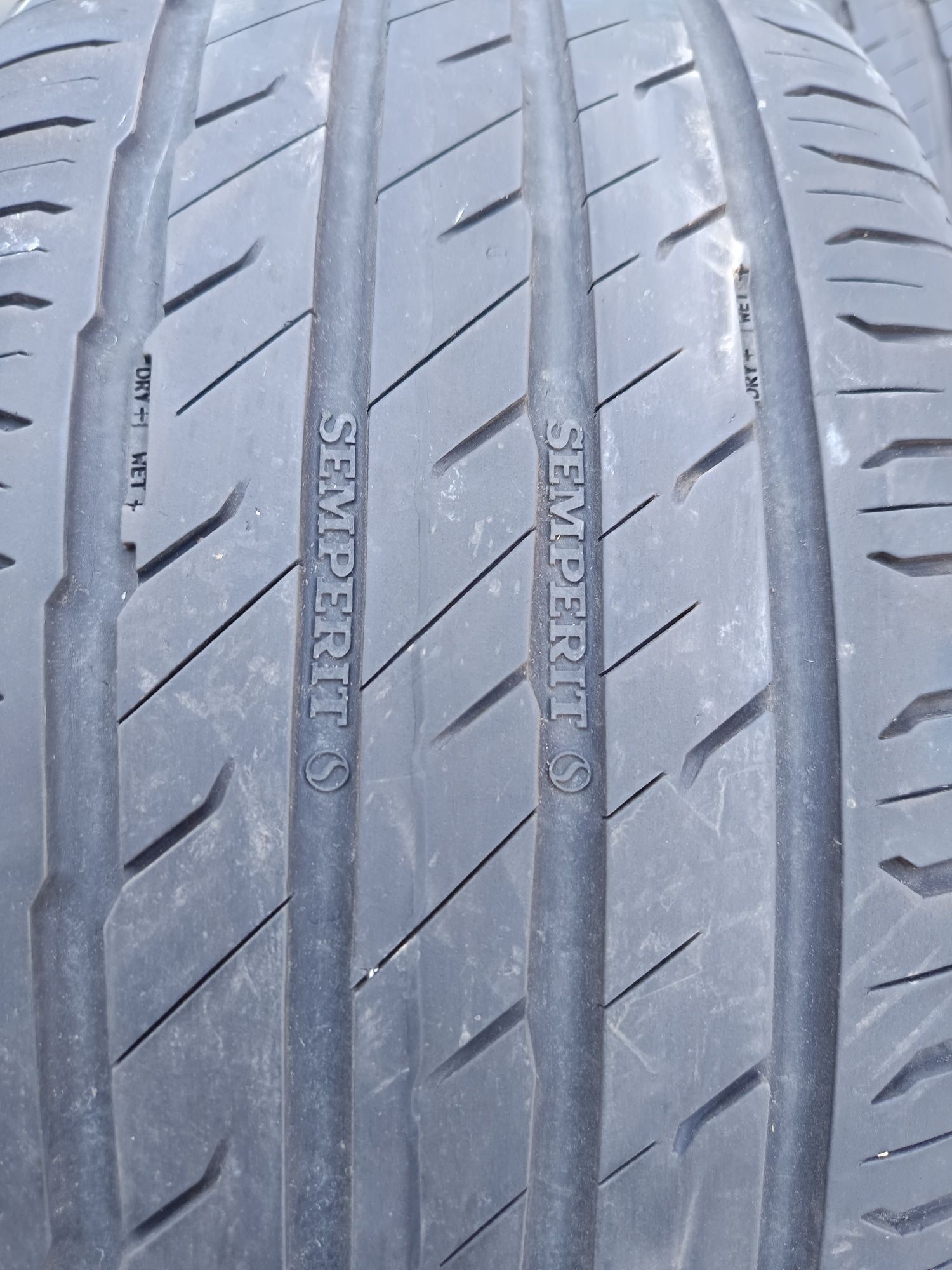 245 45 R 19 SEMPERIT Дот1323