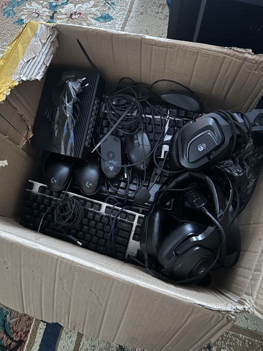 Продам коробку с переферией дешего