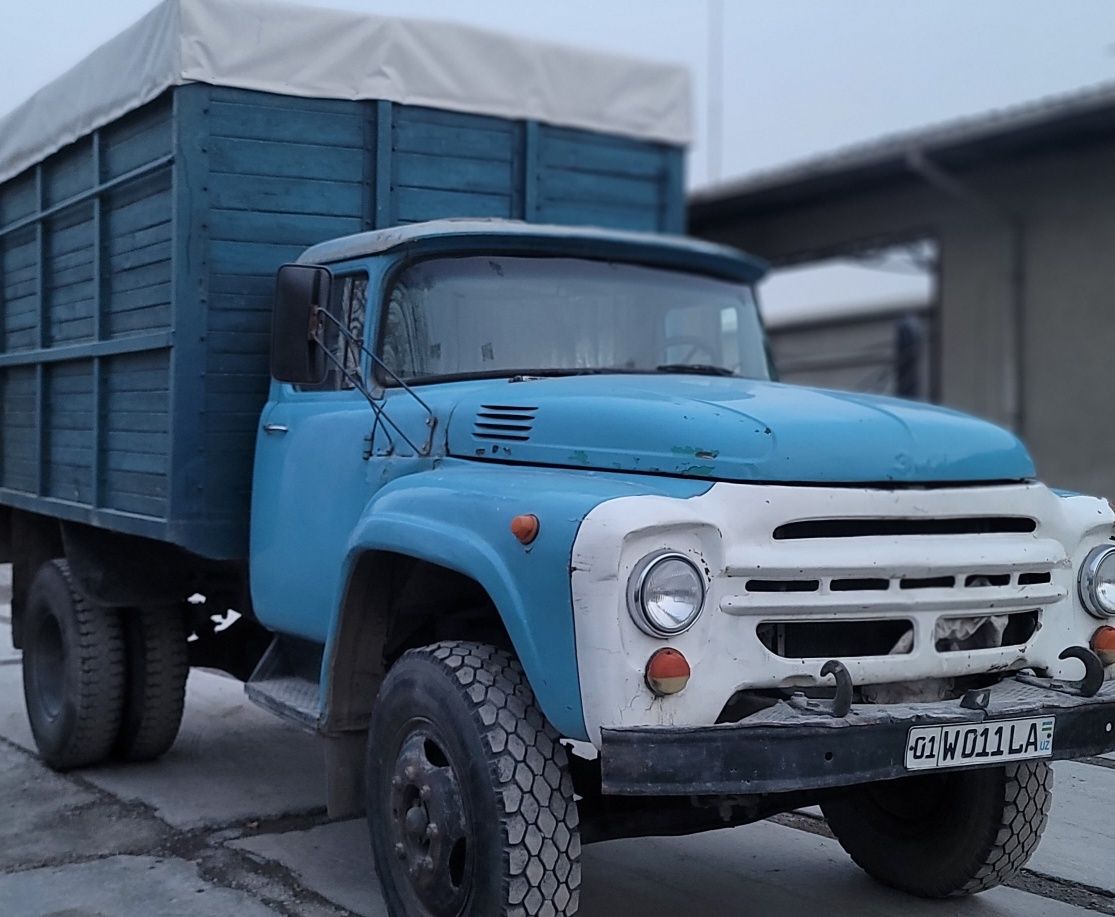 Zil 138 sotiladi