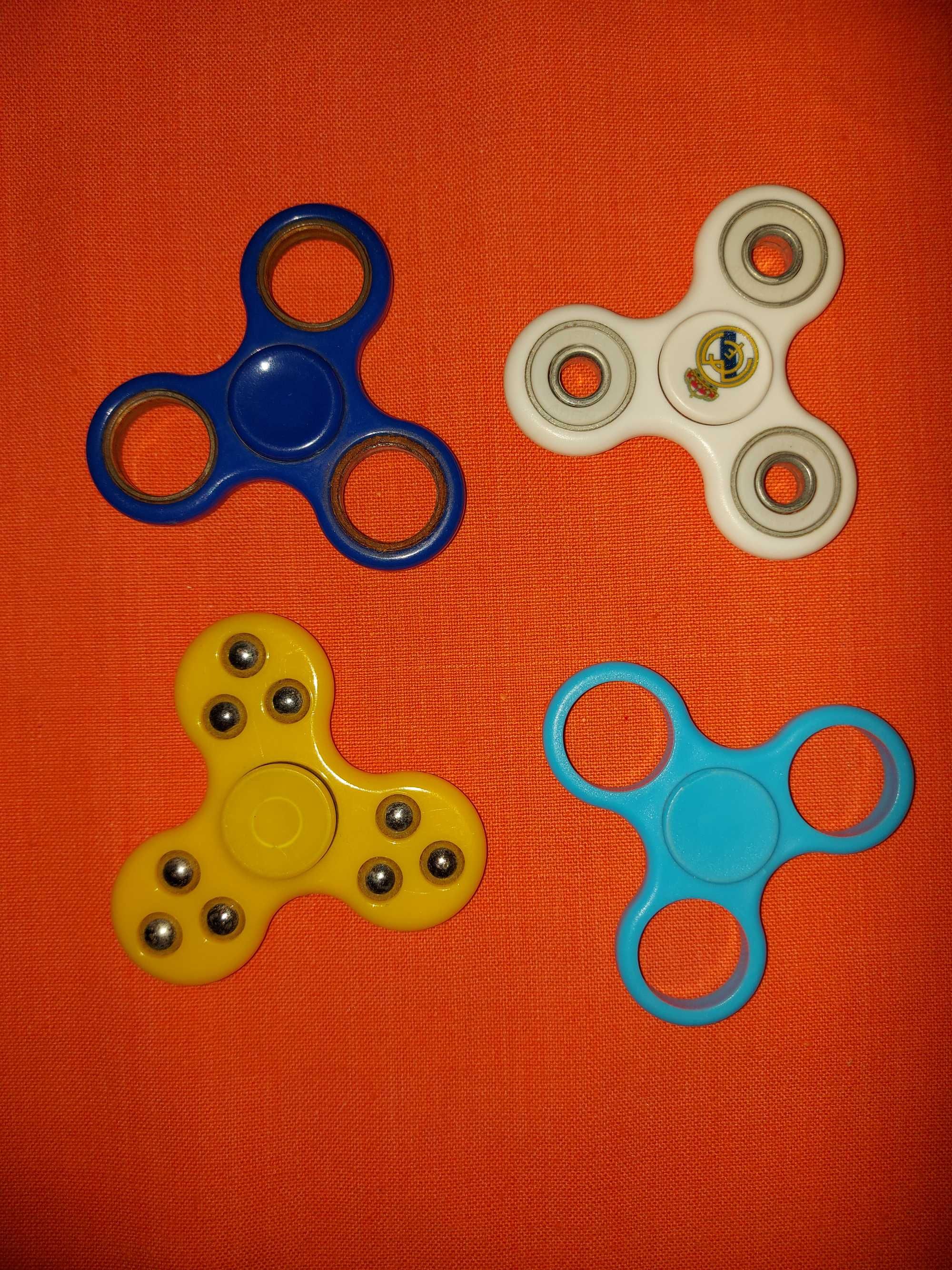 Fidget spinner cu rulmenti - Jucarie anti Stres,  buc = 4 (folosite)