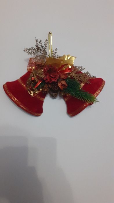 Mos Craciun,brad,globulete si decoratiuni