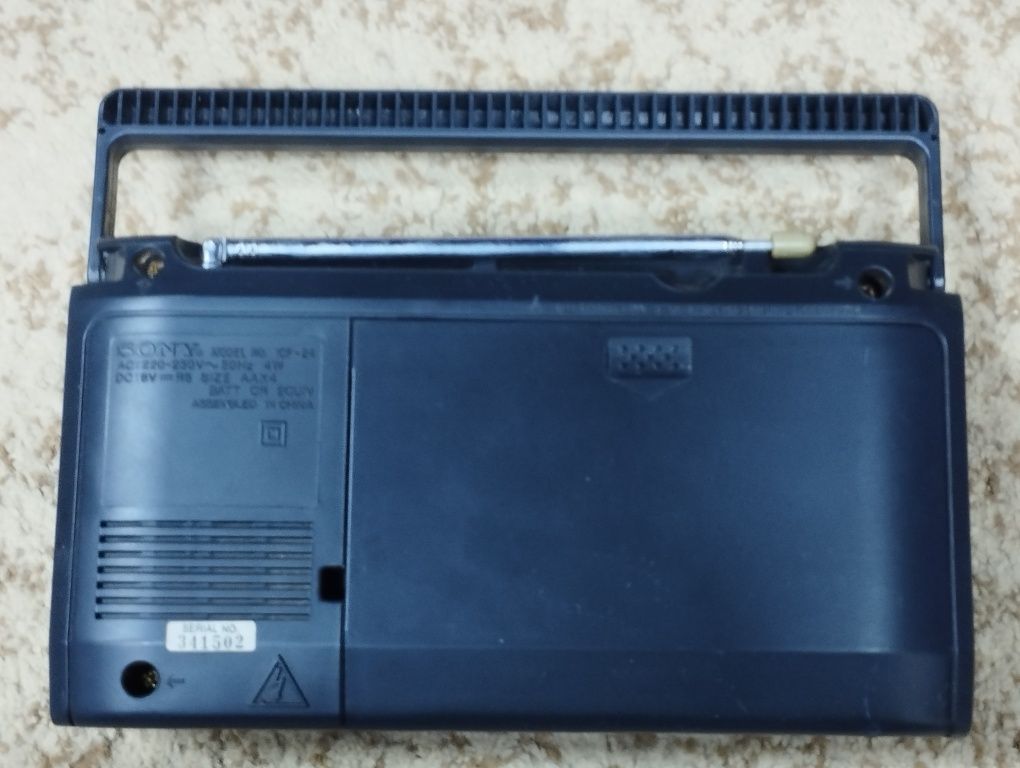 Радиоприемник Sony ICF-24 с расширением 65-108 FM