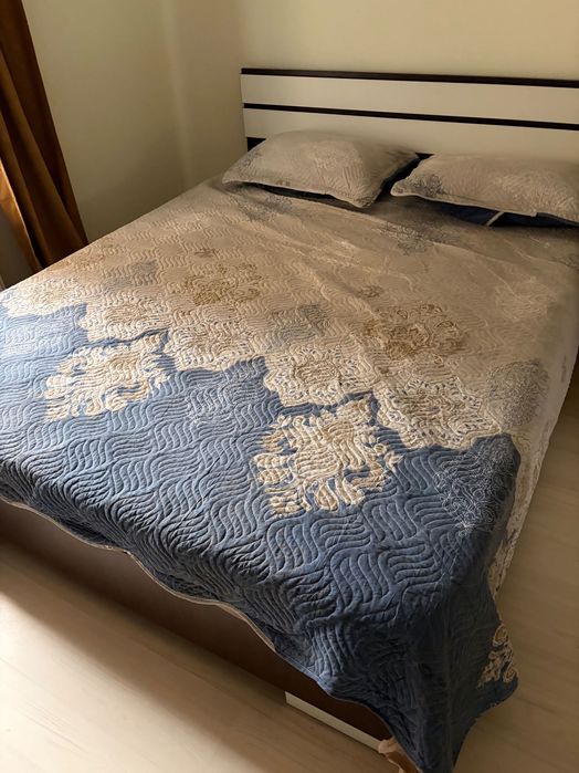 Pat matrimonial 200x220 și comoda TV