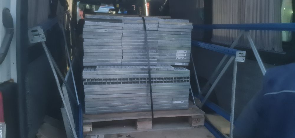 Gratare zincate metalice