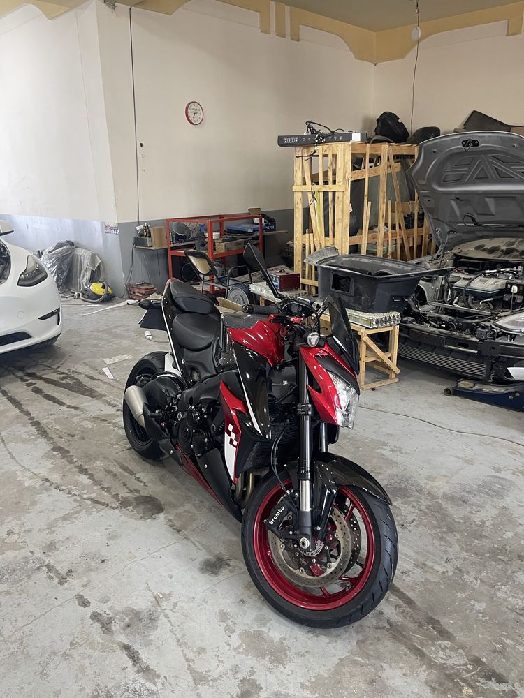 Suzuki GSX_S 1000