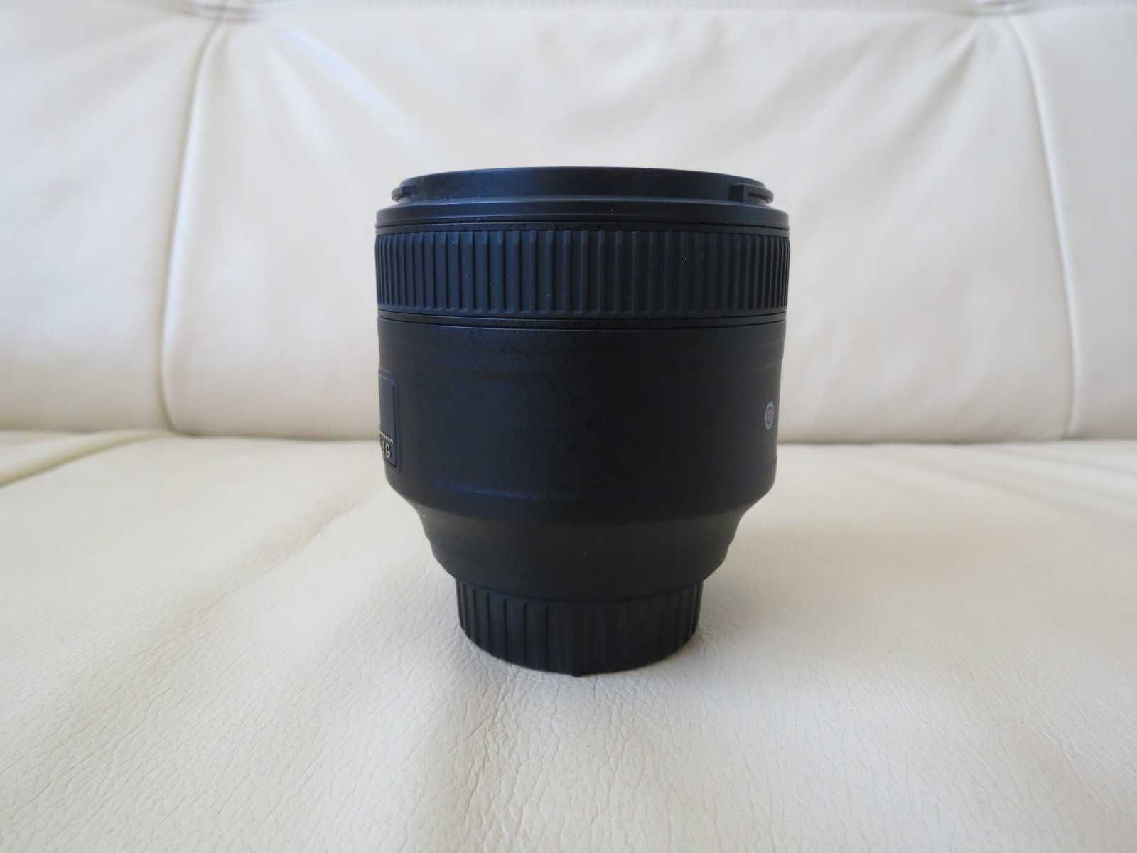 Obiectiv Nikon AF-S 85mm f/1.8 G