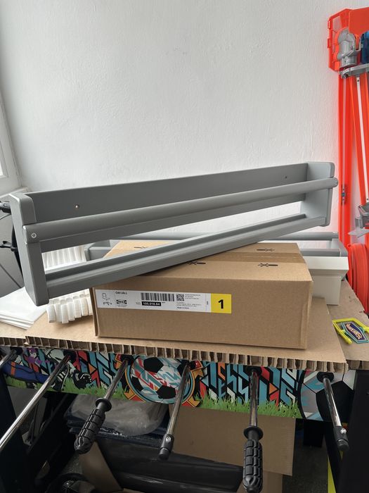 Vand etajere Flisat si Mosslanda Ikea