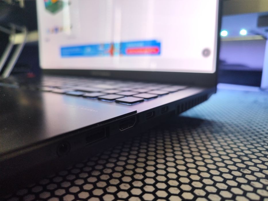 Лаптоп ASUS VivoBook Pro 16X, i9-13980HX, NVIDIA GeForce RTX 4060 8GB