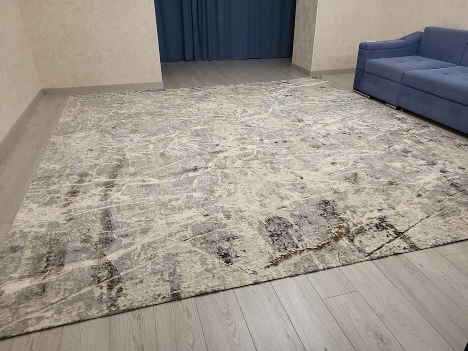 Продам ковёр 4×4