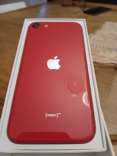 Iphone se 2020 red