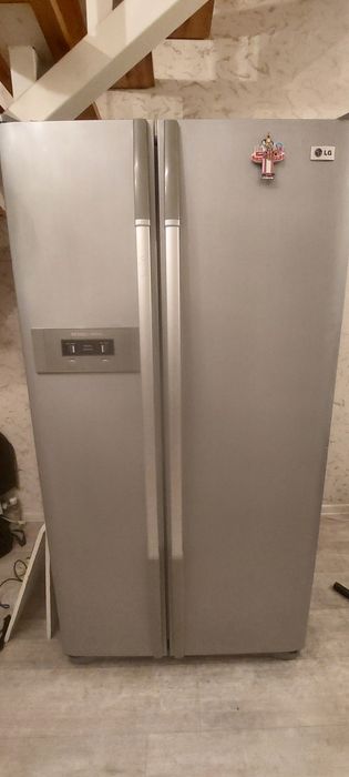 СРОЧНО! Холодильник Side-by-Side LG GR-B207TLQA 550 л как новый!