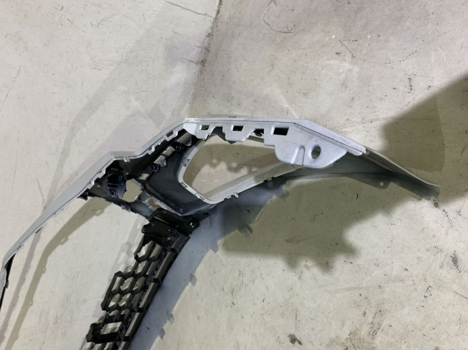 Bara fata Audi A3, S-Line, 2019, 2020, 2021, 2022, 2023, 2024, cod origine OE 8Y0807437F, cu gauri pentru spalatori faruri.