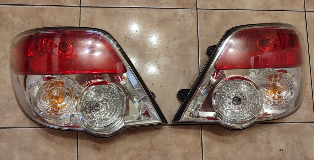 Субару Импреза. WRX. УНИВЕРСАЛ! 2005/2007. Фонари. Оригинал. Из Японии