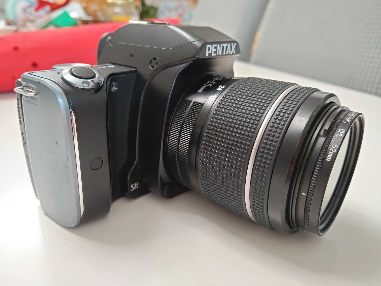 Продава се фотоапарат Pentax K-S1 с иобектив SMC DAL 18-55mm