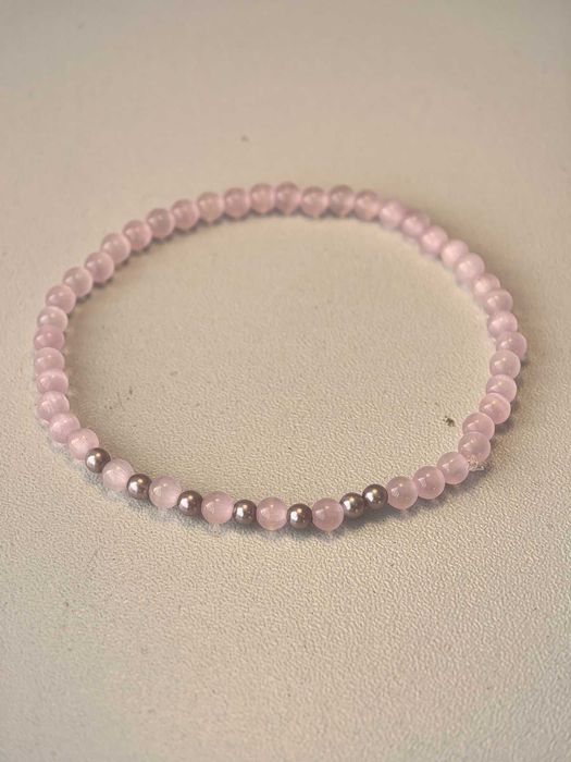 Гривни с кауза за лечение