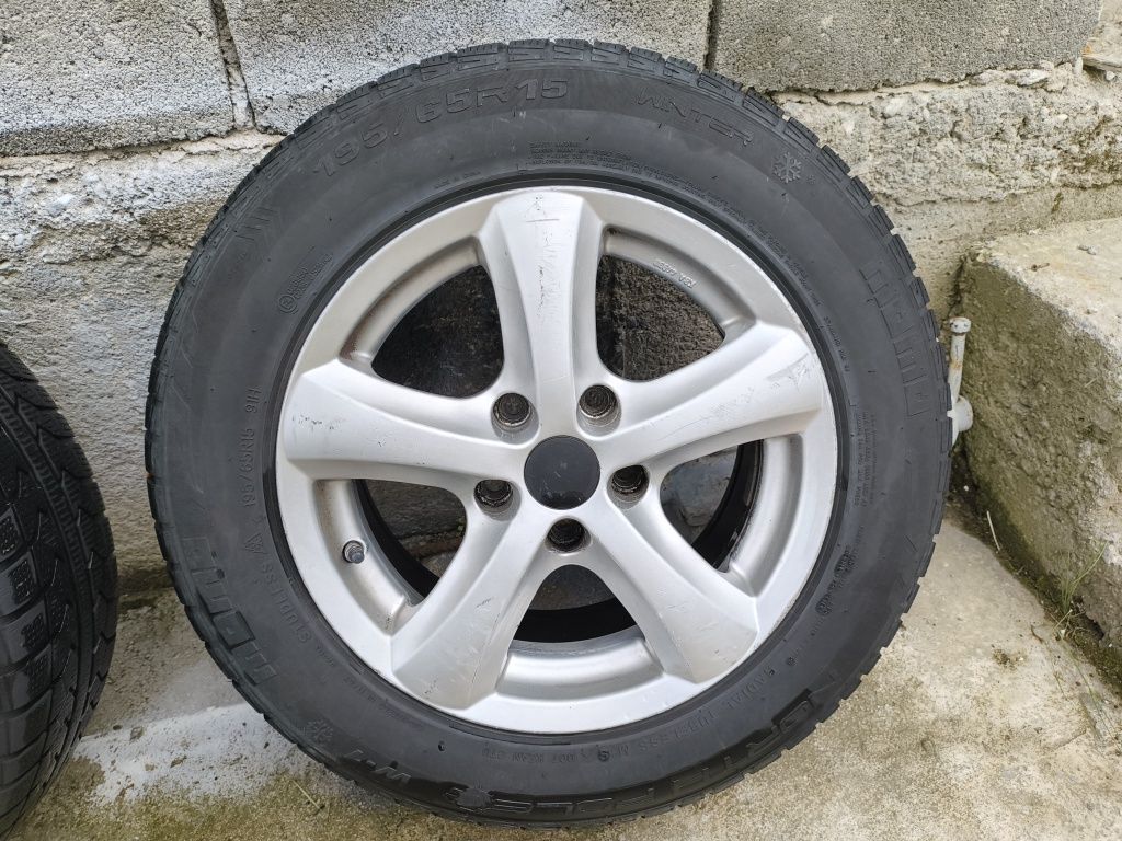 Продавам гуми с джанти 5х112 195/65/15