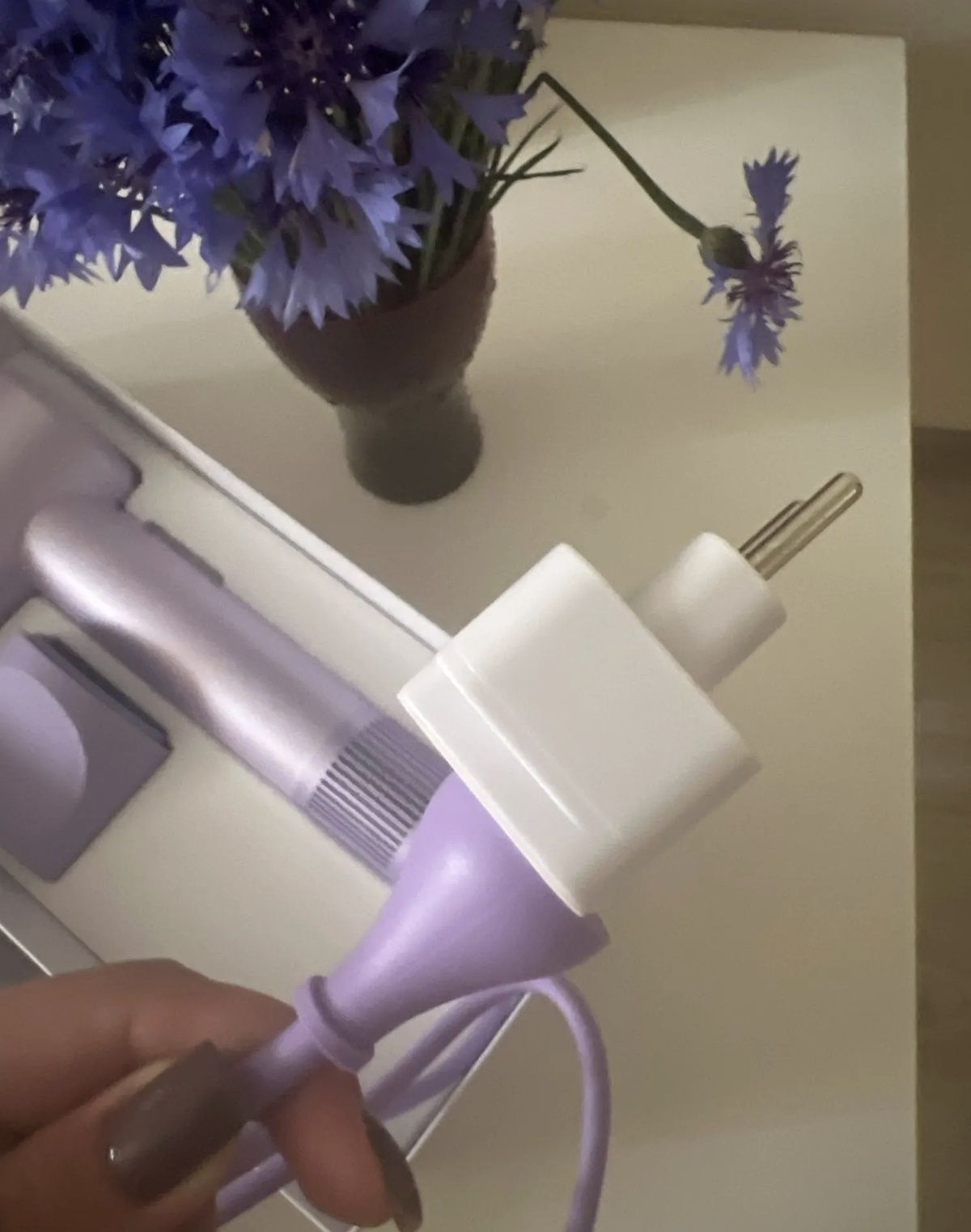 Нов сешоар с отрицателни йони Xiaomi Mija H501 в нежен пастелено лилав