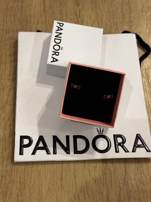 Pandora обеци Пандора