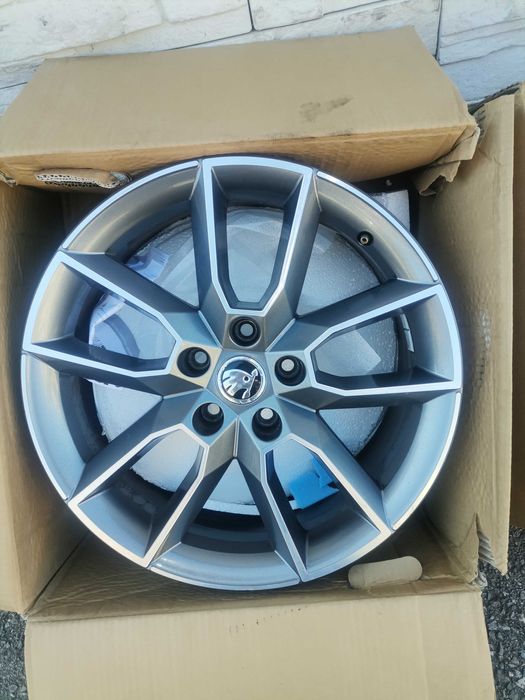Джанти Орг Skoda Oktavia VRS SPORT. R18 ET 51.J7.5... 5.112