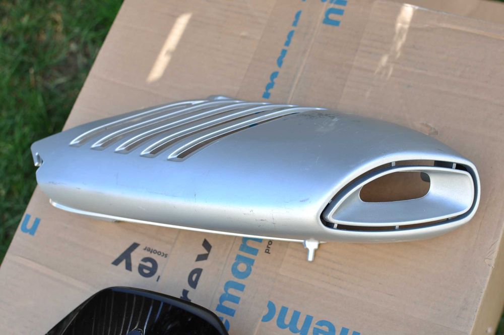 Masca far/ornament toba Aprilia Dorsoduro sa