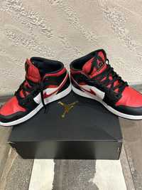 Маратонки Nike Jordan 1