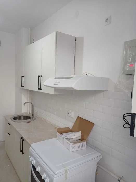 Готовая 1-комнатная с евро ремонтом, 27 м², метро Олмос!`