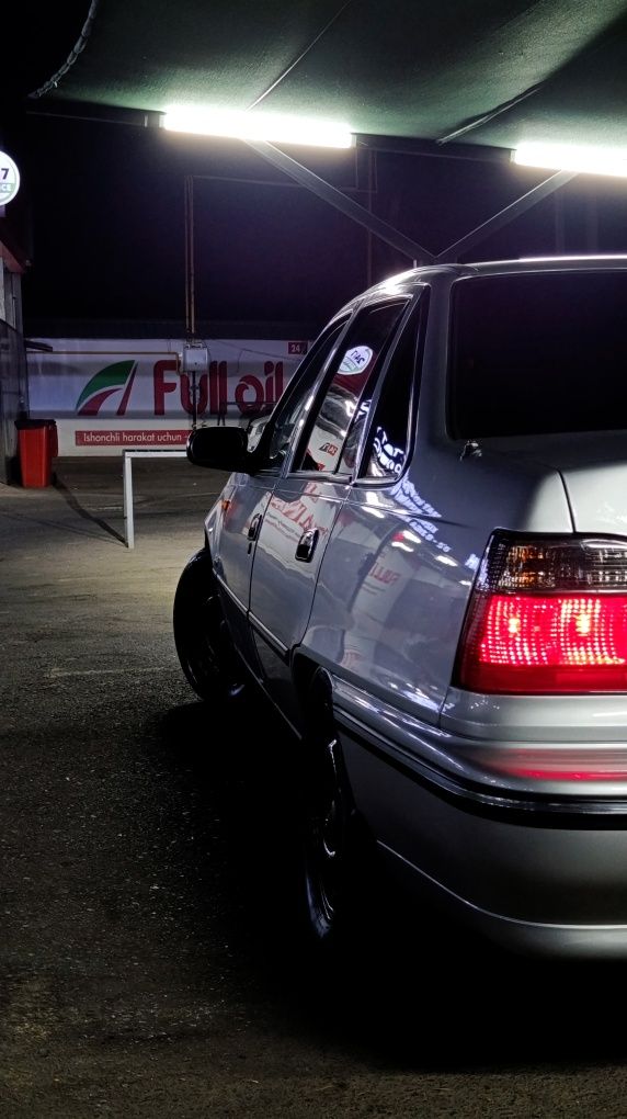 Nexia 1 1.5l donc