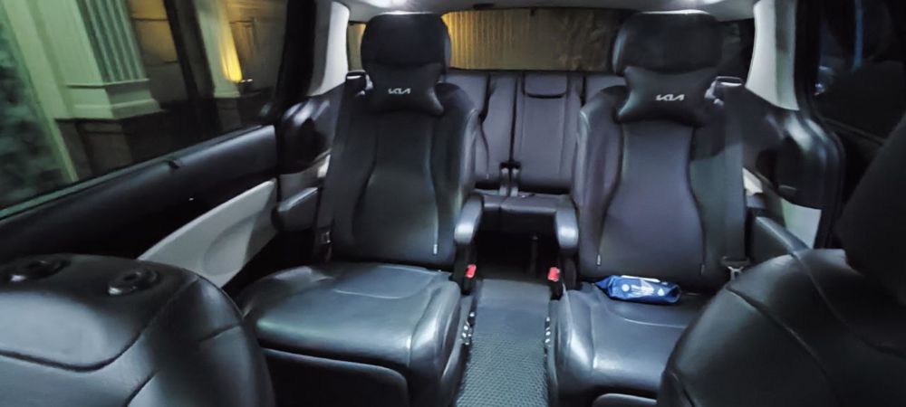 Kia Carnival prestij