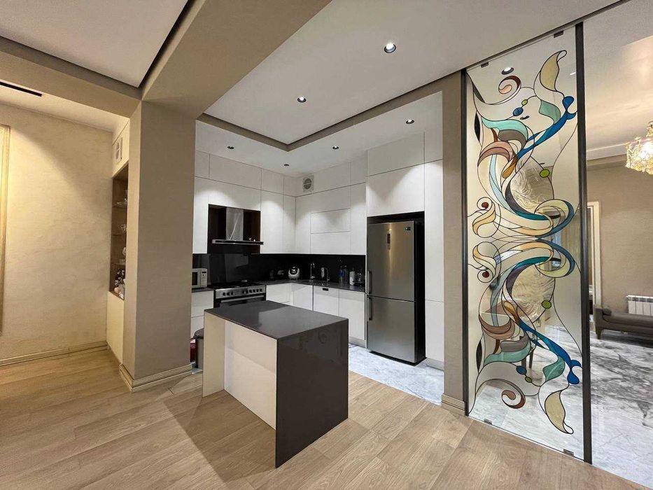 ЖК Нрг Ойбек! Сдается шикарная квартира 3-х ком