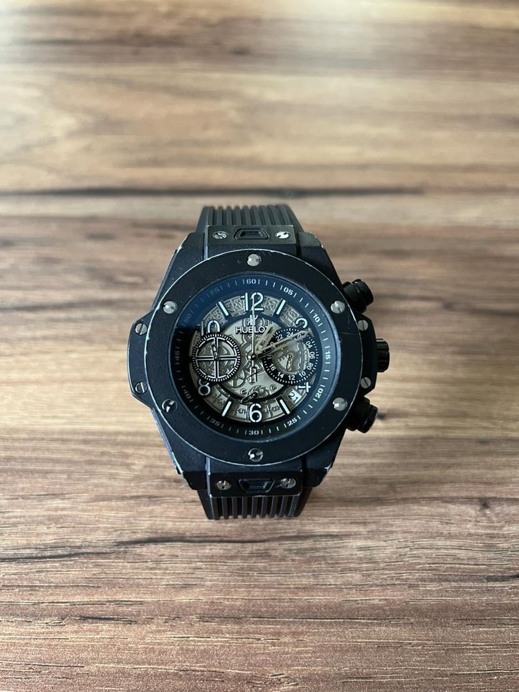 Часовник мъжки hublot