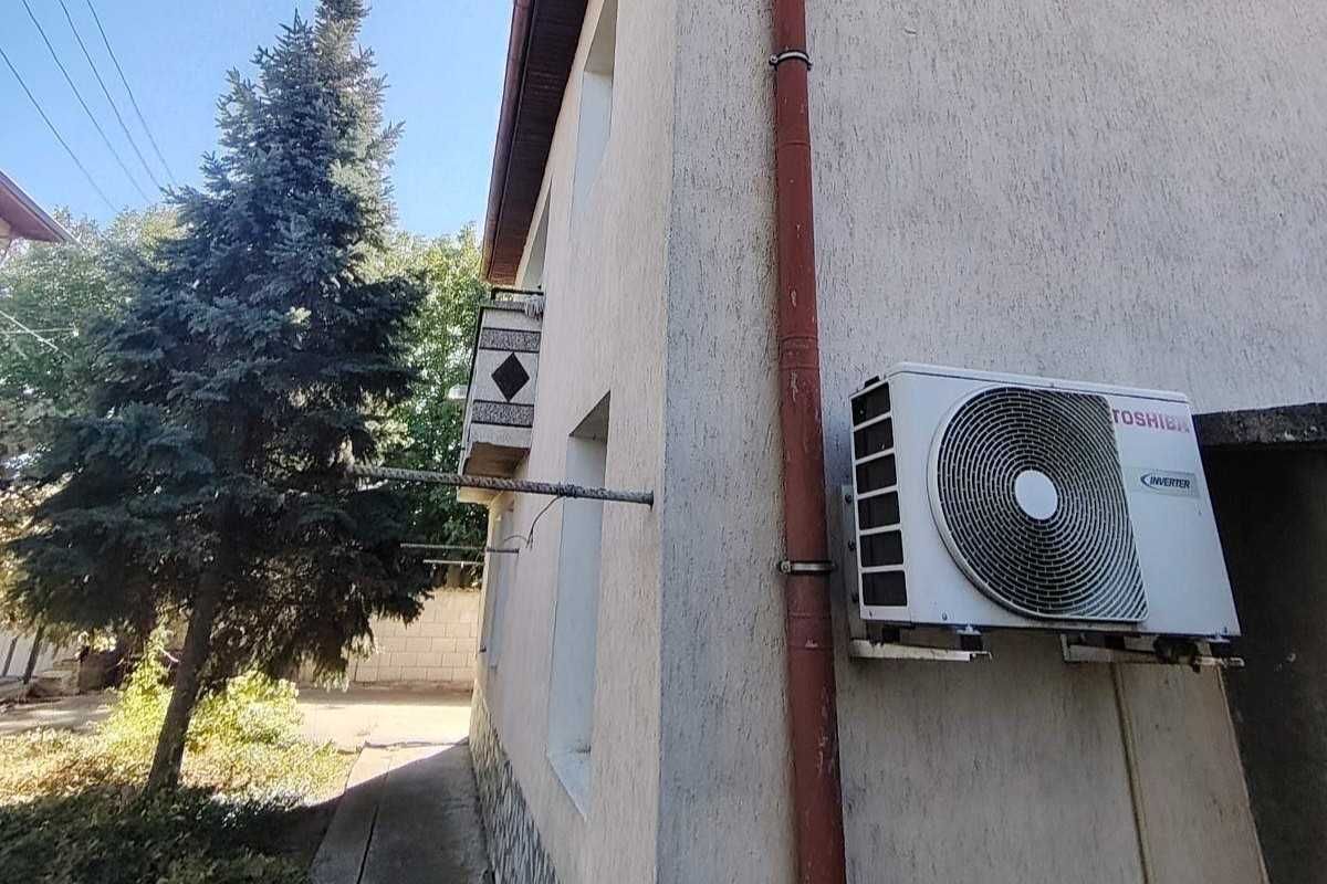 Продава се Къща в Левски - 340 кв.м за 180 €/кв.м - Снимка #3