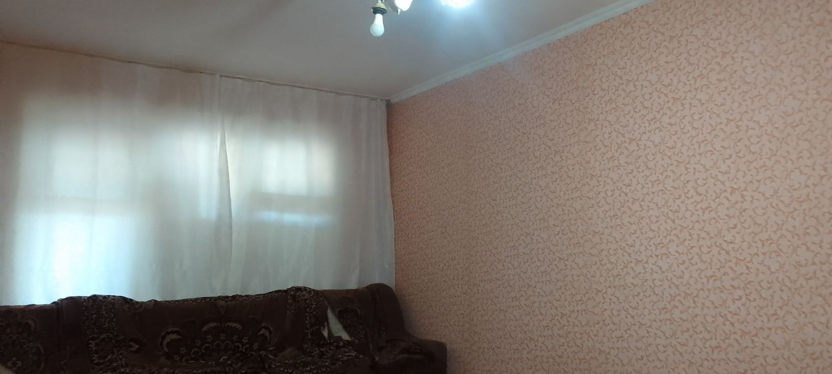 Сдается  2 ух ком квартира  троицк
