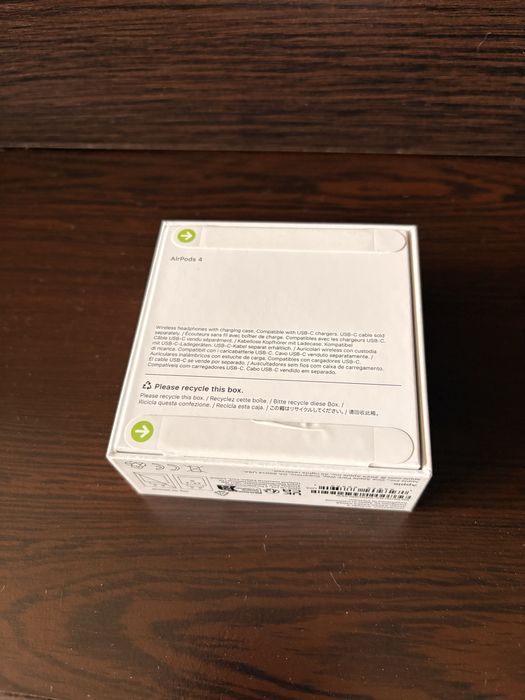 Apple AirPods 4 – чисто нови, заводски запечатани