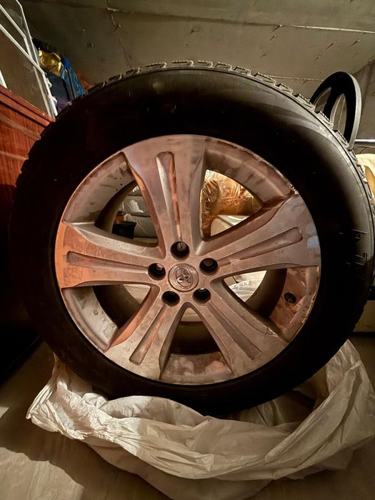 Шины с дисками Toyota