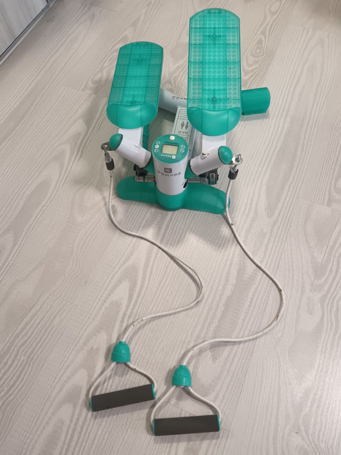 Vand stepper de camera cu corzi