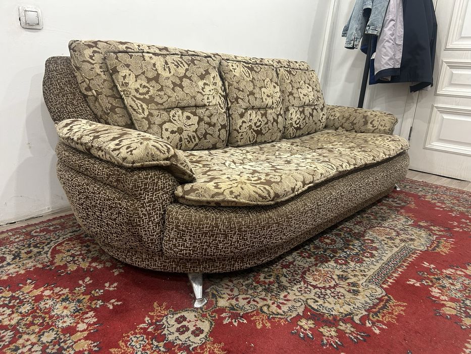 Продам диван с креслом