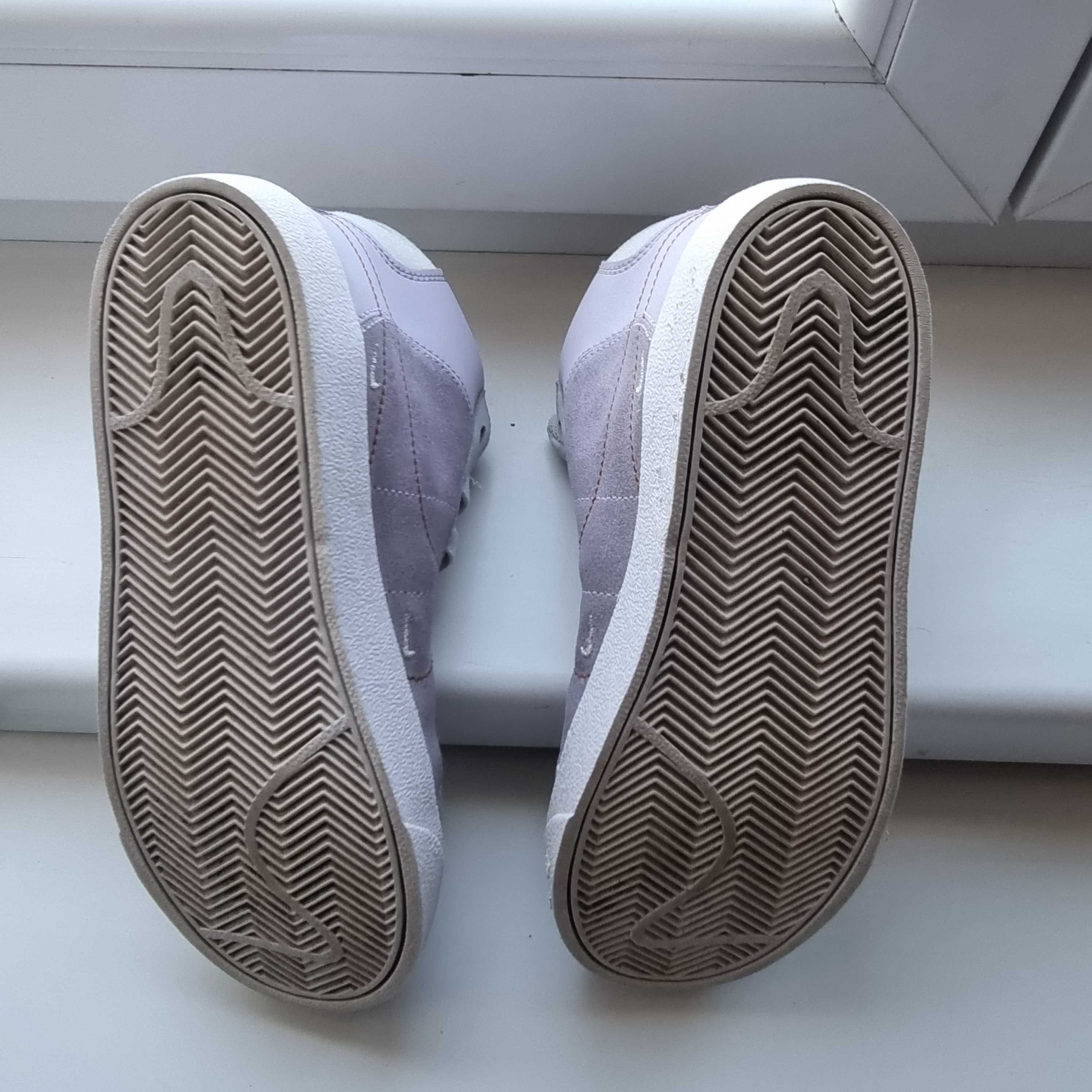 Sneaker Nike blazer,fete,nr 34
