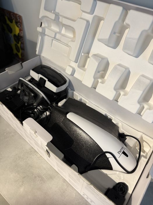 Дрон Parrot Disco FPV & Sky-джойстик 2 & Очила VR, Black/White, НОВ!!!