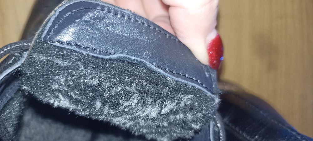 Мужская обувь продается