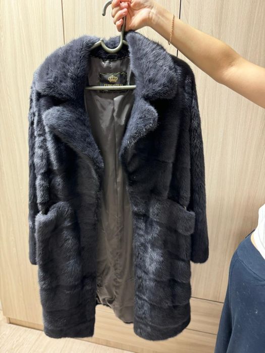 Продам Норковую шубу