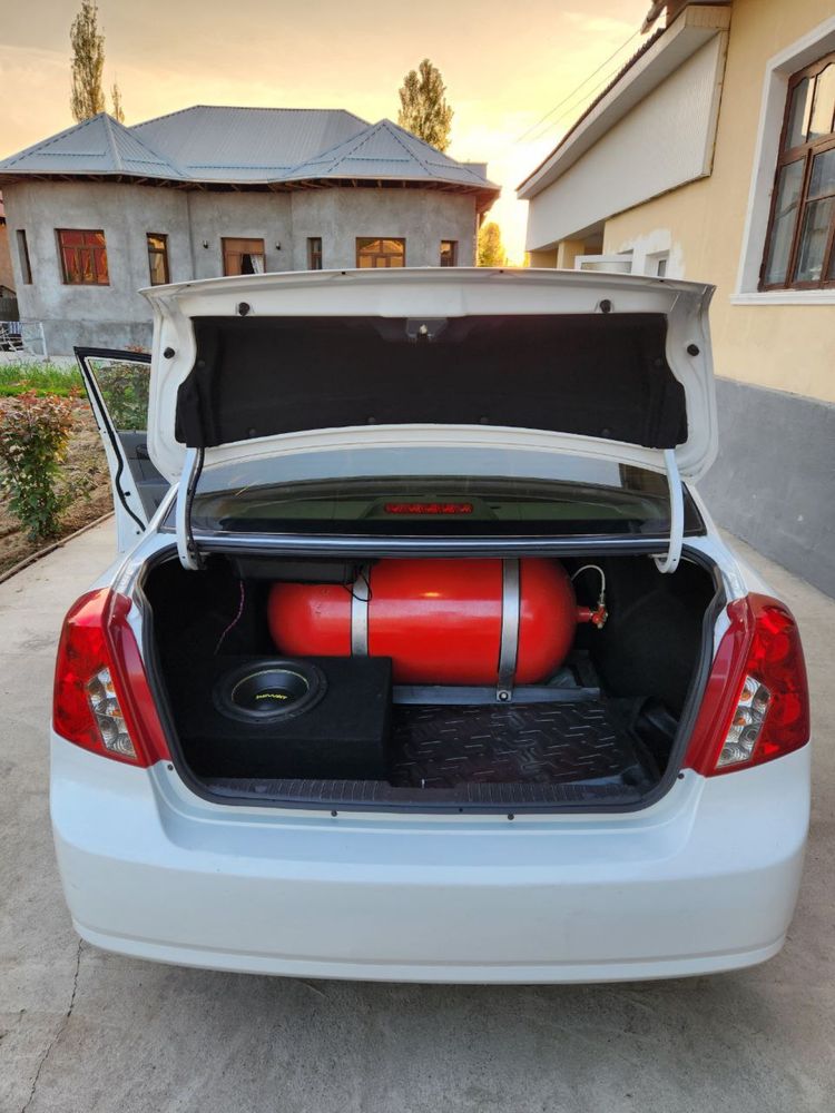 Chevrolet Gentra 19 3 poz avtomat Full Srochna