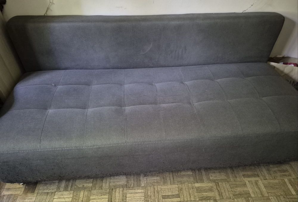 Canapea extensibila URGENT
