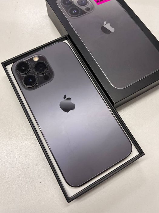 Apple iPhone 13 Pro,256gb,77%.