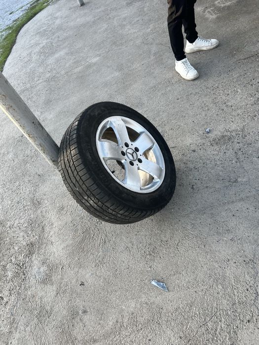 Гуми с джанти за Мерцедес 225/55R16
