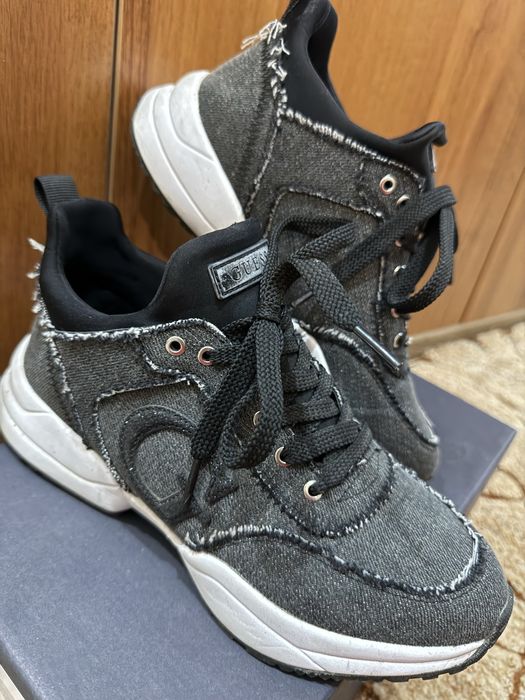 Обувки guess 38-ми номер