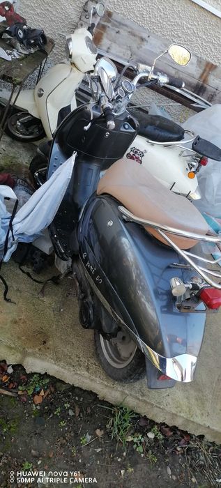 Продавам 2бр скутери