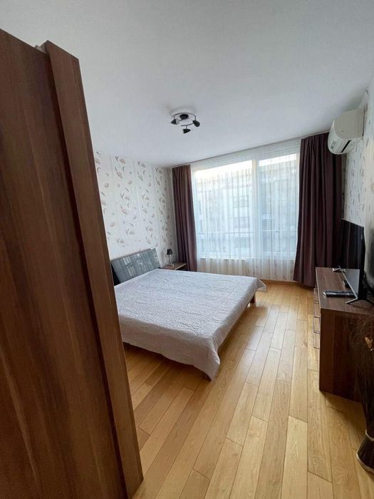 Дава се под наем Тристаен апартамент в София, Витоша - 111 кв.м за 900 € - Снимка #4