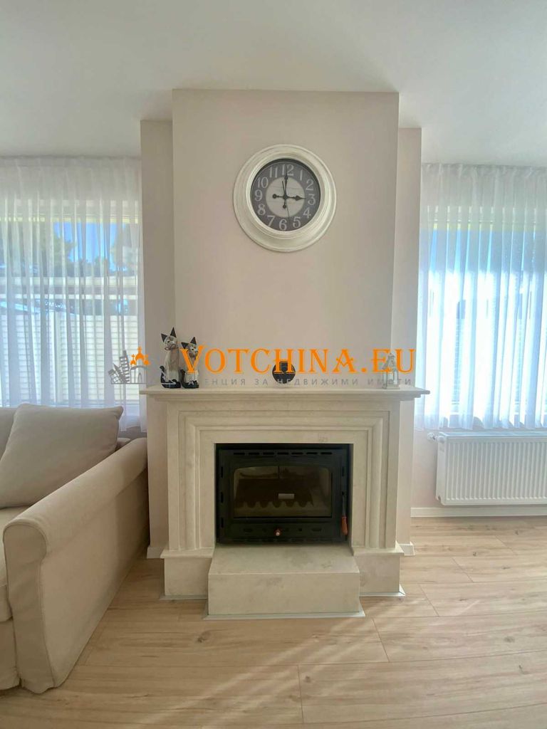 Продава се Къща в Варна, Център - 145 кв.м за 2414 €/кв.м - Снимка #3